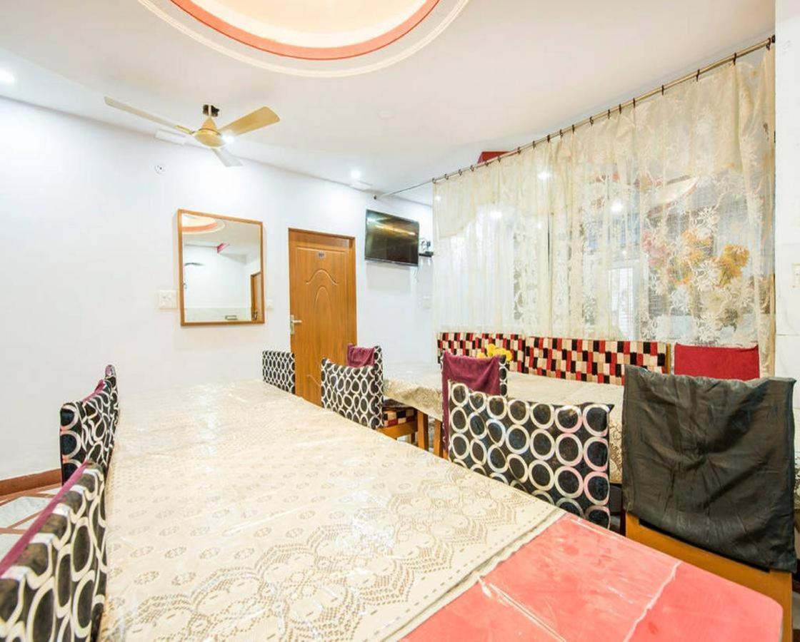Airport Sky Inn Homestay Jaipur Exteriör bild